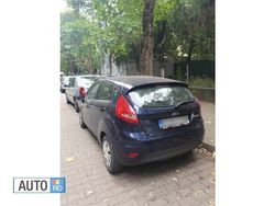Albastru Utilizat 2012 Ford Fiesta Hatchback | 5.200 EUR (Scump)
