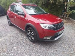 Culoarerosu Utilizat 2021 Dacia Sandero Celebration Hatchback | 8.750 EUR (Preț OK)