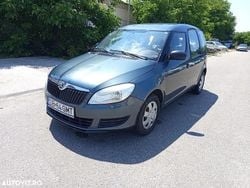 Gri Utilizat 2015 Skoda Roomster Monovolum | 3.000 EUR (Super Preț)