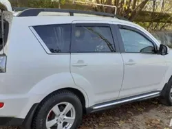 Alb Utilizat 2011 Mitsubishi Outlander SUV | 5.700 EUR (Preț OK)
