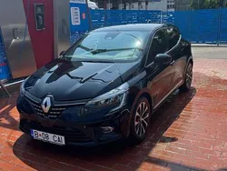 Culoarenegru Utilizat 2022 Renault Clio V RS Line | 12.000 EUR (Preț OK)