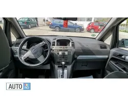 Gri Utilizat 2006 Opel Zafira Monovolum | 3.499 EUR (Scump)