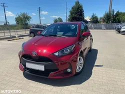 Rosu Utilizat 2020 Toyota Yaris | 15.450 EUR (Preț bun)