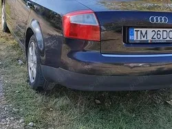 Utilizat 2003 Audi A4 Berlinǎ | 2.500 EUR (Preț OK)