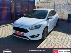 Culoarealb Utilizat 2017 Ford Focus ST-Line Berlinǎ | 9.500 EUR (Preț bun)