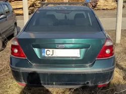 Verde Utilizat 2006 Ford Mondeo Berlinǎ | 4.000 EUR