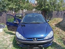 Albastru Utilizat 2006 Peugeot 206 Hatchback | 2.000 EUR