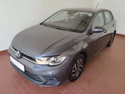 Gri mediu normal Utilizat 2023 VW Polo Life | 17.200 EUR