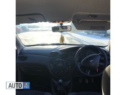 Negru Utilizat 2003 Ford Focus Hatchback | 1.000 EUR (Preț OK)