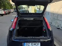 Albastru Utilizat 2009 Fiat Grande Punto Hatchback | 1.800 EUR