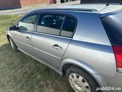 Utilizat 2005 Opel Signum Break | 1.750 EUR