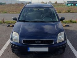 Albastru Utilizat 2003 Ford Fusion Hatchback | 1.800 EUR