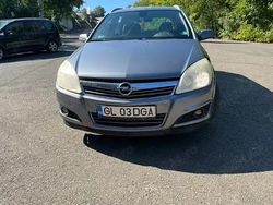 Gri Utilizat 2007 Opel Astra Hatchback | 1.500 EUR (Preț bun)