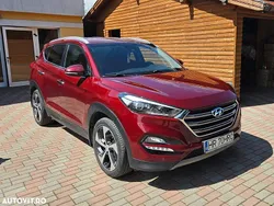 Culoarerosu Utilizat 2015 Hyundai Tucson SUV | 14.300 EUR