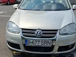 Utilizat 2010 VW Jetta Berlinǎ | 4.300 EUR (Preț OK)