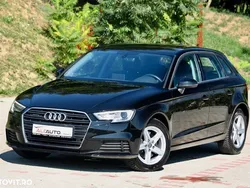 Negru Utilizat 2017 Audi A3 Sportback Attraction Hatchback | 14.600 EUR