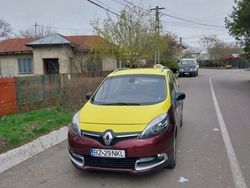Utilizat 2015 Renault Grand Scénic III Monovolum | 13.500 EUR