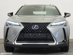 Culoareargint Utilizat 2022 Lexus UX Executive Line SUV | 23.900 EUR