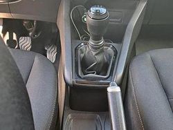 Culoarerosu Utilizat 2020 Renault Captur Life SUV | 11.500 EUR (Preț bun)