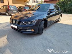 Gri Utilizat 2015 VW Passat Berlinǎ | 12.500 EUR