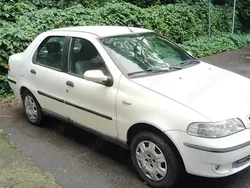 Utilizat 2005 Fiat Albea Berlinǎ | 1.500 EUR