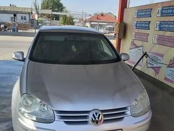 Utilizat 2006 VW Golf V Hatchback | 2.300 EUR (Preț OK)