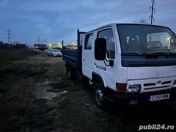 Utilizat 2003 Nissan PickUp Pickup | 3.700 EUR