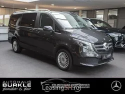 Gri Utilizat 2022 Mercedes V220 Edition Monovolum | 62.123 EUR