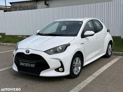 Culoarealb Utilizat 2020 Toyota Yaris Hybrid Plus | 14.990 EUR (Preț OK)
