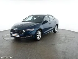 Albastru Utilizat 2022 Skoda Octavia Ambition Berlinǎ | 21.500 EUR (Scump)