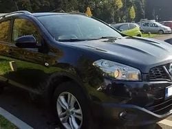 Negru Utilizat 2010 Nissan Qashqai SUV | 4.500 EUR (Preț bun)