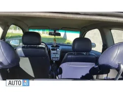 Negru Utilizat 2005 Opel Corsa Hatchback | 2.250 EUR