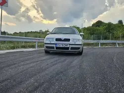 Gri Utilizat 2001 Skoda Octavia Break | 1.200 EUR