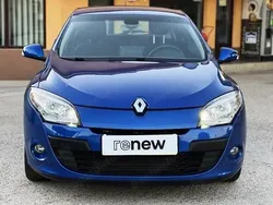 Culoarealbastru Utilizat 2012 Renault Mégane III Business Hatchback | 4.800 EUR (Preț OK)