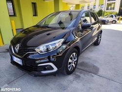 Culoarenegru Utilizat 2019 Renault Captur SUV | 11.500 EUR (Preț bun)