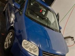 Utilizat 2004 VW Touran Monovolum | 2.250 EUR (Preț OK)