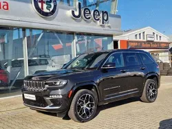 Negru Nouă 2025 Jeep Grand Cherokee Summit SUV | 89.274 EUR