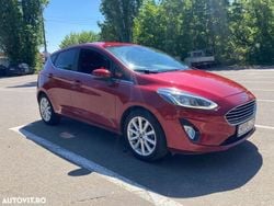 Rosu Utilizat 2017 Ford Fiesta Titanium Hatchback | 8.800 EUR (Puțin scump)