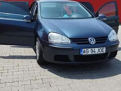 Utilizat 2005 VW Golf V Berlinǎ | 2.800 EUR (Preț OK)