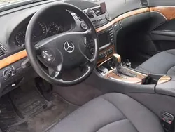 Culoareargint Utilizat 2003 Mercedes E320 Elegance Berlinǎ | 4.600 EUR