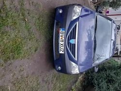 Albastru Utilizat 2008 Dacia Logan MCV Break | 1.800 EUR (Preț bun)