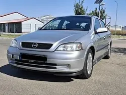 Argintiu Utilizat 2008 Opel Astra Hatchback | 1.900 EUR (Preț OK)