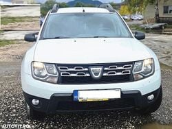 Culoarealb Utilizat 2015 Dacia Duster Lauréate SUV | 7.499 EUR (Preț OK)