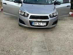 Culoareargint Utilizat 2013 Chevrolet Aveo LT Berlinǎ | 3.800 EUR (Preț bun)