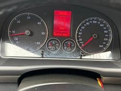 Utilizat 2005 VW Touran Monovolum | 3.700 EUR