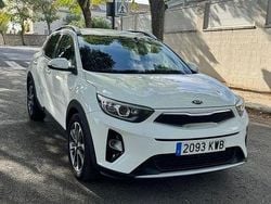 Culoarealb Utilizat 2019 Kia Stonic Urban SUV | 12.500 EUR
