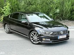Negru Utilizat 2015 VW Passat Comfortline Berlinǎ | 11.490 EUR (Preț OK)