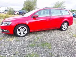 Rosu Utilizat 2013 VW Passat Break | 4.799 EUR (Preț bun)