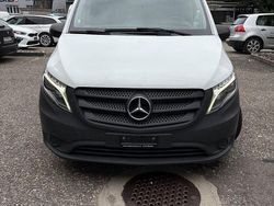Culoarealb Utilizat 2017 Mercedes Vito Break | 14.900 EUR (Preț bun)