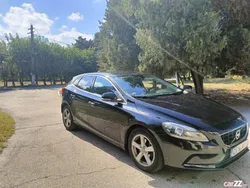 Negru Utilizat 2015 Volvo V40 Break | 6.600 EUR (Preț OK)